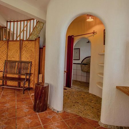 Atremaru Jungle Retreat Hotel Puerto Princesa Екстериор снимка